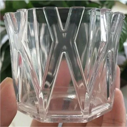 Pièces en résine transparente transparente avec impression 3D